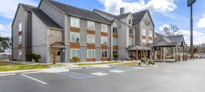 丽笙格鲁吉亚州萨瓦纳北 I-95 公路乡村套房酒店(Country Inn & Suites by Radisson, Savannah I-95 North, GA)图片