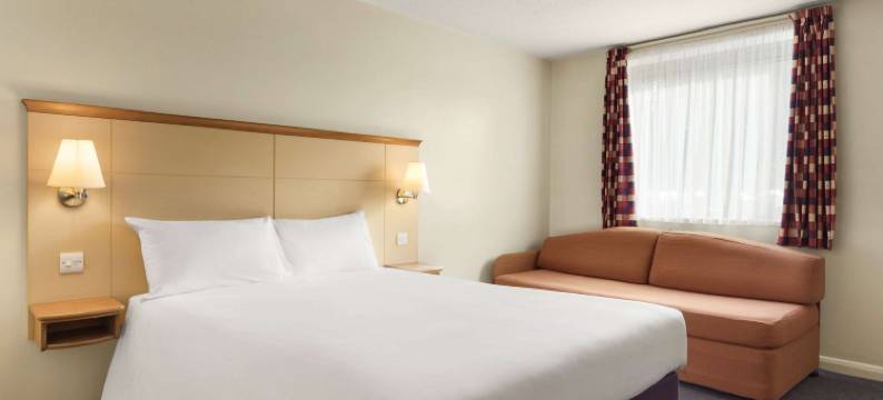 坎诺克诺顿凯恩斯M6收费口温德姆戴斯酒店(Days Inn by Wyndham Cannock Norton Canes M6 Toll)图片