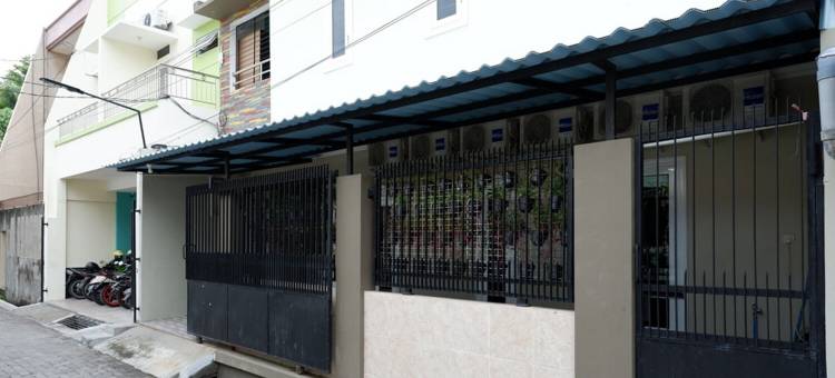 红多兹青年旅馆-近三宝垄古城(RedDoorz Hostel Near Kota Lama Semarang)图片