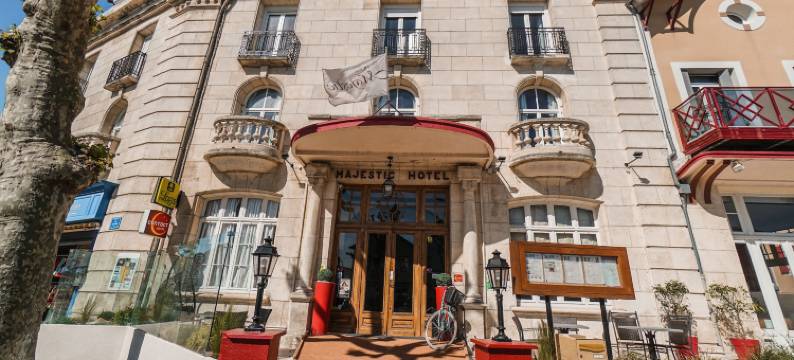 莫扎斯迪酒店(Logis Hotel Majestic Chatelaillon Plage - la Rochelle)图片