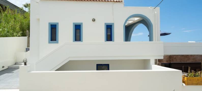 海滩别墅卡拉马基，离海滩仅几步之遥(Beach House Kalamaki Steps Away from the Beach)图片