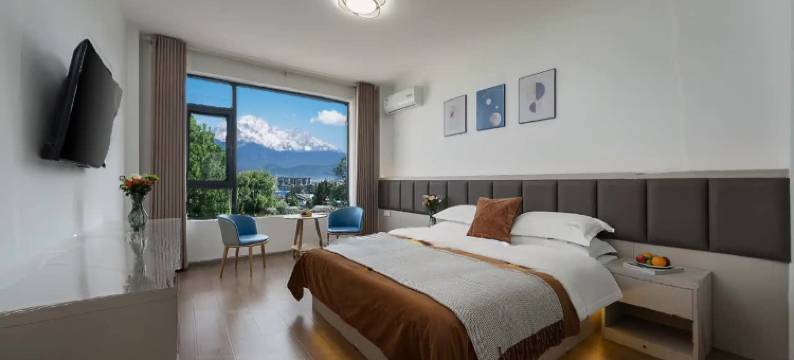 枕山栖谷民宿(丽江高铁站店)图片