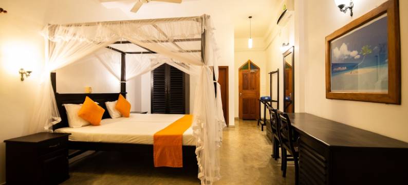 国际海滩酒店及餐厅(International Beach Hotel & Restaurant)图片