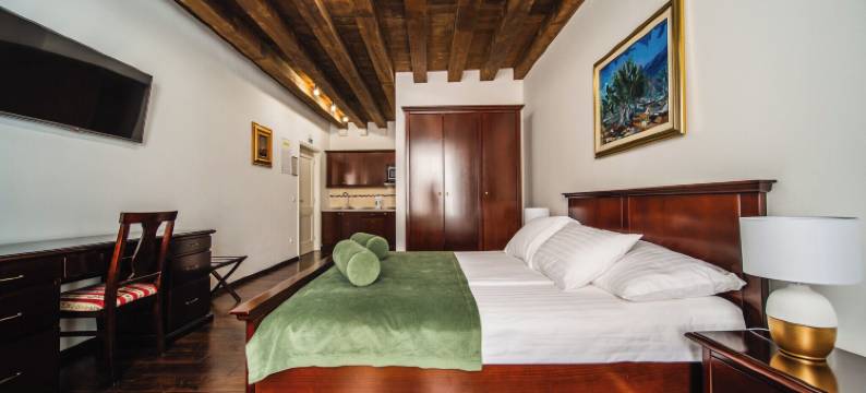 桑斯广场公寓(Sunce Palace Apartments with Free Offsite Parking)图片