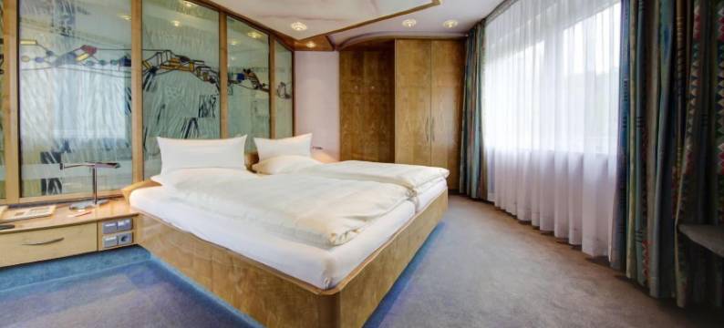 普隆德菲磨坊乡村酒店(Landhotel Pfrondorfer Mühle)图片