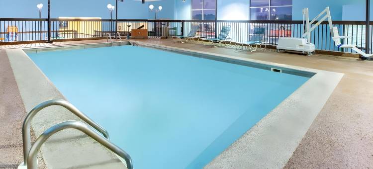 大大急流城市中心呗盟套房酒店(Baymont by Wyndham Grand Rapids Near Downtown)图片