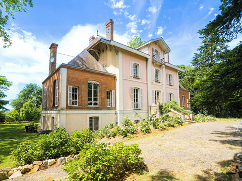 图尔兰德里城堡