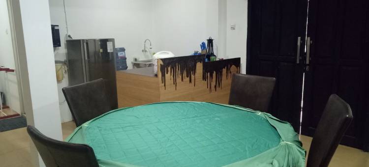 班达拉 T 客房家庭旅馆(T-Rooms Homestay Bandara)图片