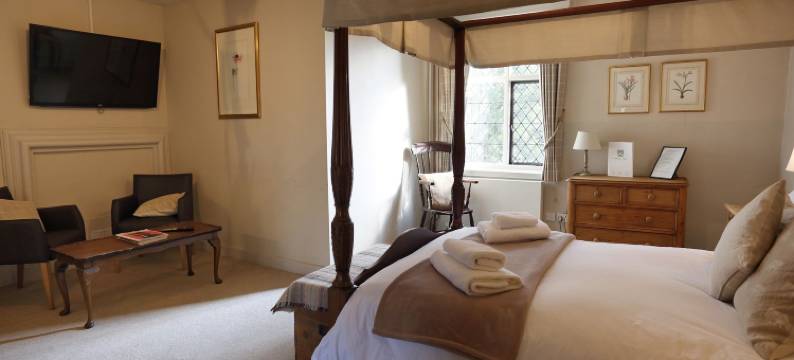 白金汉郡阿姆斯酒店(Buckinghamshire Arms)图片