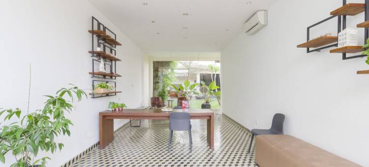 红多兹Plus酒店-德曼甘格加亚(RedDoorz Plus @ Demangan Gejayan)图片