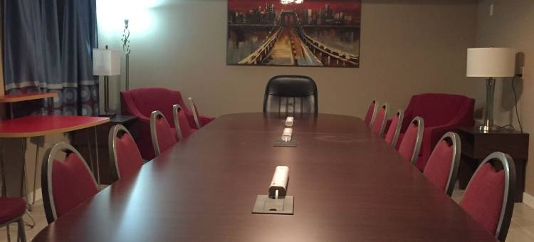 红鹿速8酒店(Super 8 by Wyndham Red Deer)图片