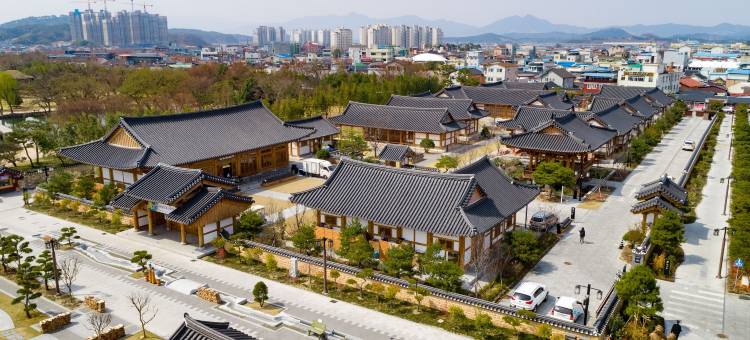 Kensington的南元溪韩屋(Hanok Stay Namwonyechon by Kensington)图片