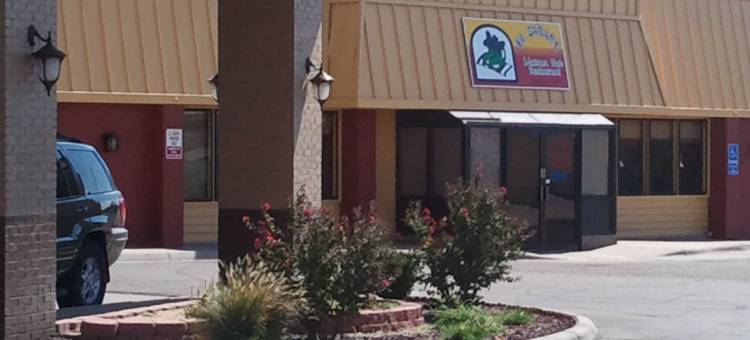 马格努森红男爵酒店(Magnuson Hotel Red Baron)图片