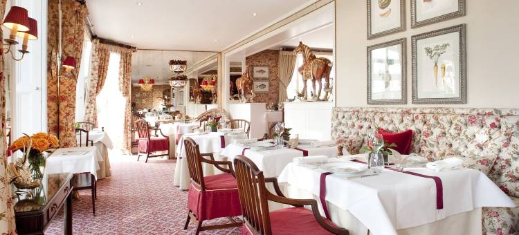 夏天洛奇乡间别墅酒店(Summer Lodge Country House Hotel)图片