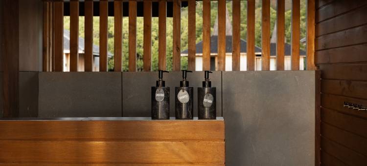 门哈加湾酒店(Menjaga Bay)图片