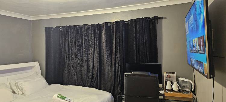伦敦卓越雨伞地产(Umbrella Properties London Excel)图片