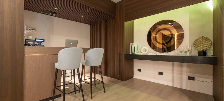 阿格拉套房(Agra Suites)图片