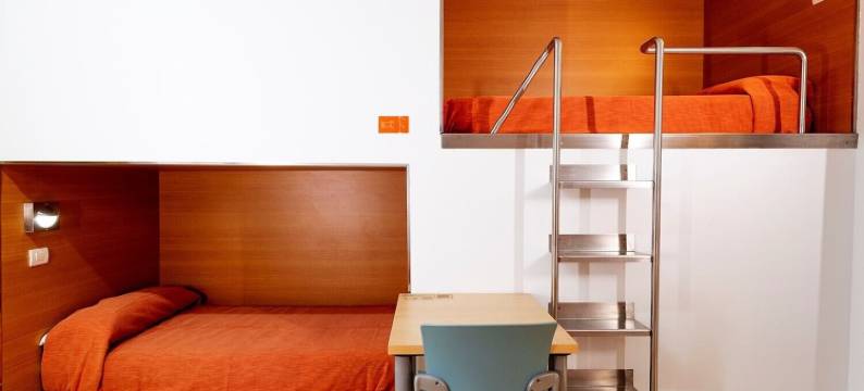 托雷莫里斯英特察芬旅馆(Albergue Inturjoven Torremolinos)图片