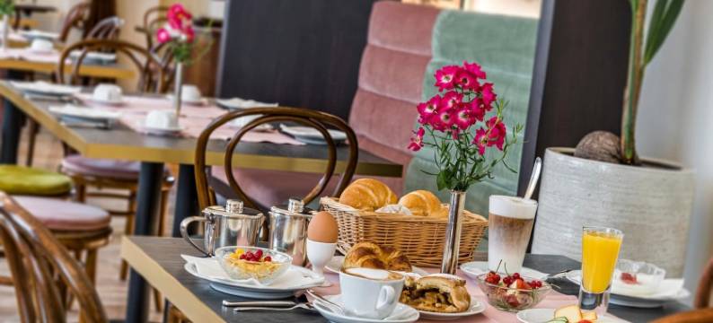 亚罗利姆酒店(Hotel Jarolim)图片