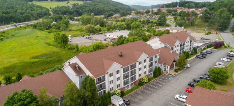 怀特河套房酒店(White River Inn & Suites)图片