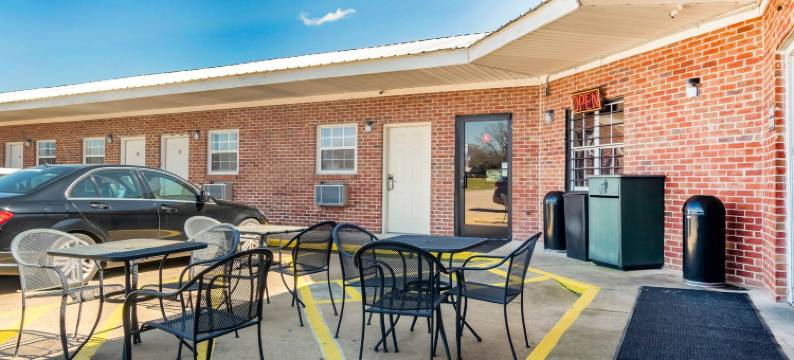 OYO的鲁尔维尔旅馆(Ruleville Inn by OYO)图片