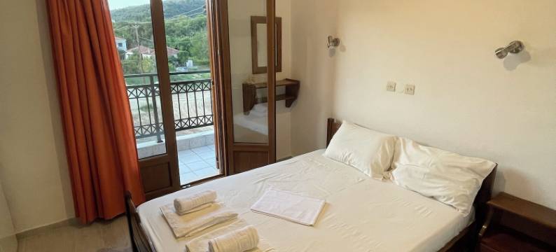 德尔菲尼亚开间(Delfinia Studios)图片