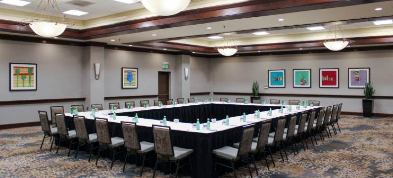 希尔顿萨克拉门托阿登西酒店(Hilton Sacramento Arden West)图片