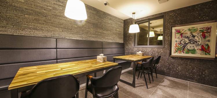 龟浦棕点酒店(Brown-Dot Hotel Gupo)图片
