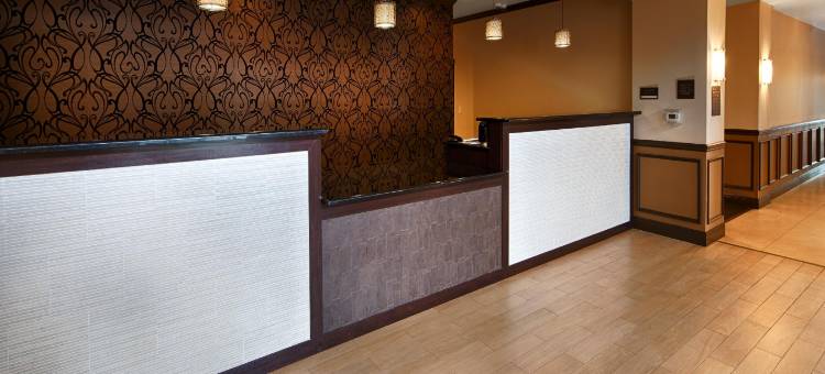 迈阿密机场北贝斯特韦斯特优质套房酒店(Best Western Plus Miami Airport North Hotel  Suites)图片