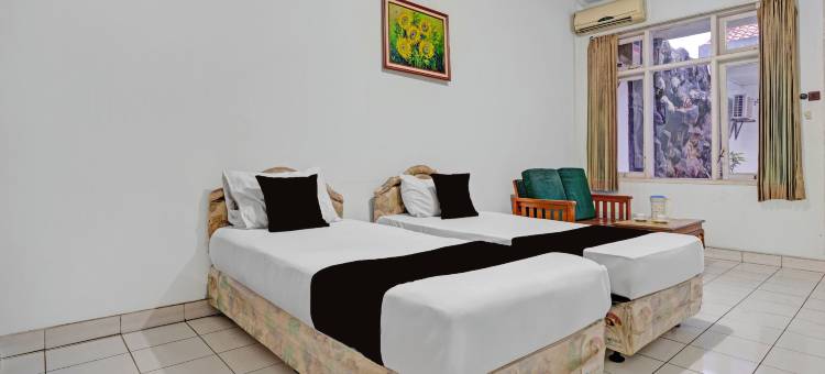 OYO 94802 普里玛酒店(OYO 94802 Hotel Prima)图片