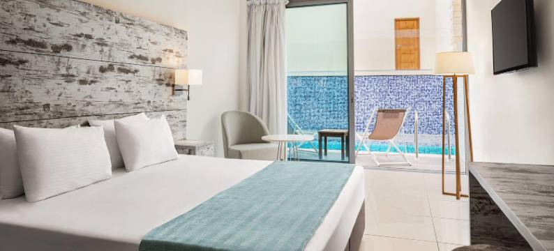 Ramada Hotel & Suites by Wyndham Ayia Napa图片