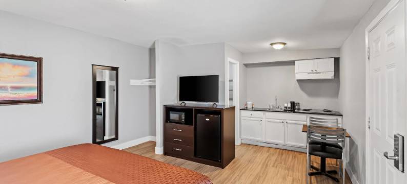 罗德威酒店金斯兰 - LBJ湖(Rodeway Inn Kingsland - Lake LBJ)图片