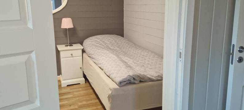 Cosy Living Room, Bedroom and Bathroom and Kitchen Area图片