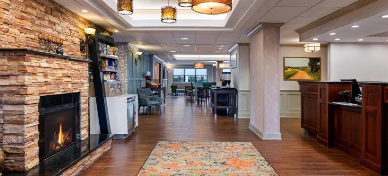 希尔顿欢朋酒店-南山(Hampton Inn South Hill)图片