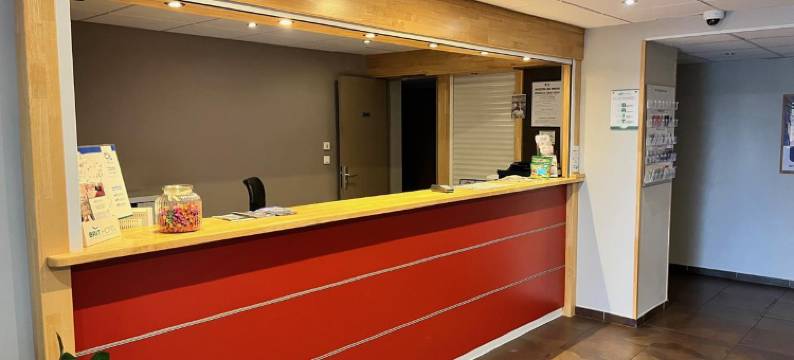 康福特蒙托邦英式酒店(Brit Hotel Confort Montauban)图片