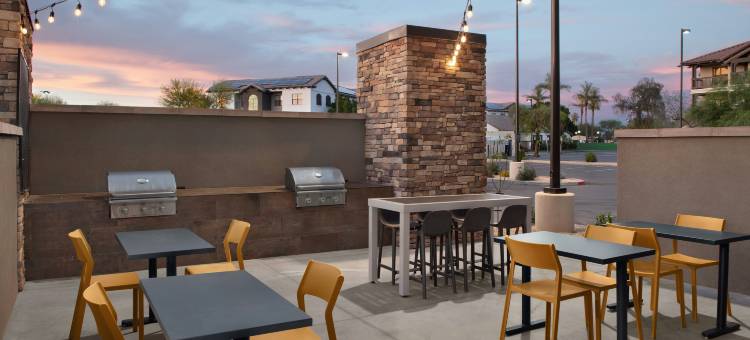 菲尼克斯西古德伊尔希尔顿 Home2 套房(Home2 Suites by Hilton Goodyear Phoenix West)图片