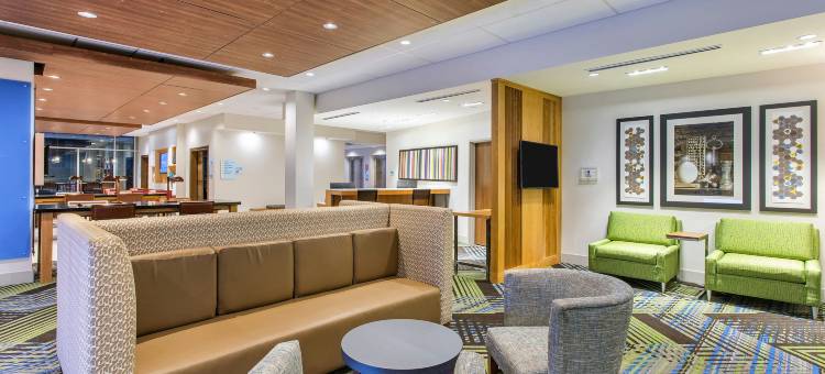拉格兰奇洲际智选假日套房酒店 - 路易斯维尔地区东北部(Holiday Inn Express & Suites LA GRANGE - LOUISVILLE AREA NE by IHG)图片