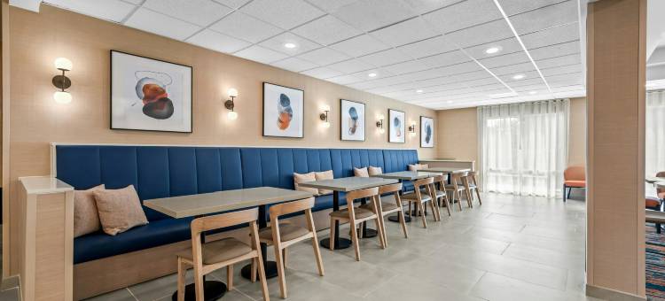 加兹登万枫酒店及套房(Fairfield Inn & Suites Gadsden)图片