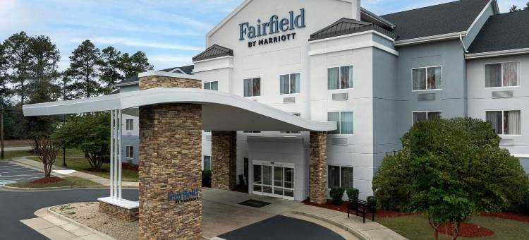 恩波里亚I-95万枫酒店及套房(Fairfield Inn & Suites Emporia I-95)图片