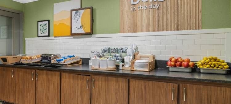 科罗拉多斯普林斯 I 25 中央希尔顿 Spark 酒店(Spark by Hilton Colorado Springs I 25 Central)图片