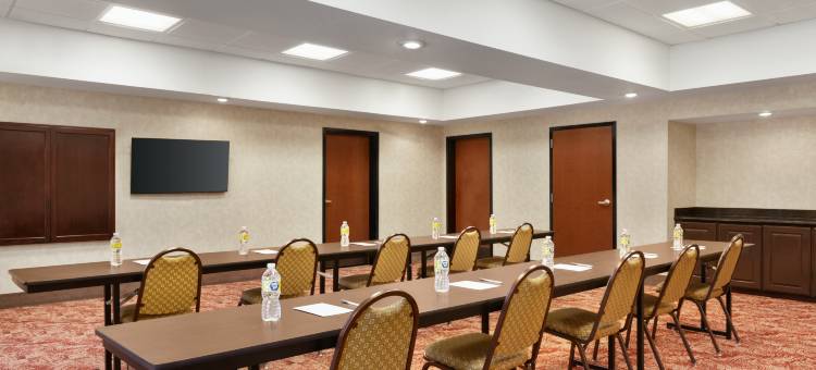 希尔顿欢朋酒店-萨尔弗斯普林斯(Hampton Inn Sulphur Springs)图片