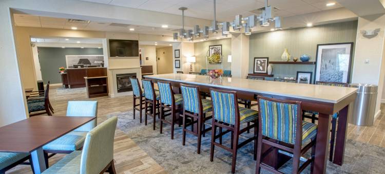 希尔顿欢朋酒店-埃姆斯伯里(Hampton Inn Amesbury)图片