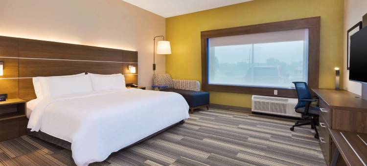 米兰–桑达斯基地区洲际智选假日套房酒店(Holiday Inn Express & Suites MILAN – SANDUSKY AREA by IHG)图片