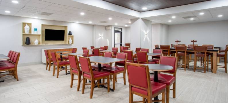 智选假日套房酒店韦恩堡 by IHG(Holiday Inn Express & Suites FORT WAYNE by IHG)图片