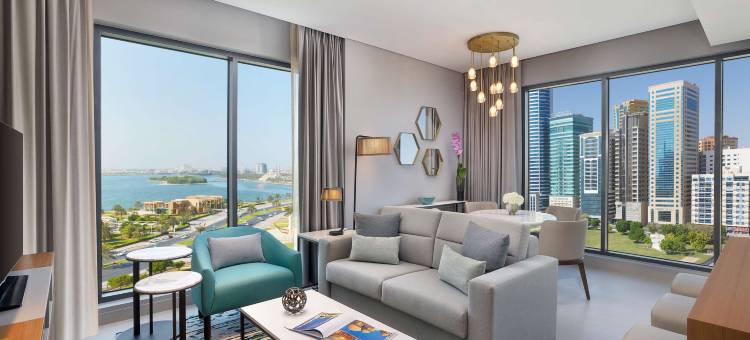 希尔顿逸林沙迦滨水酒店及公寓(DoubleTree by Hilton Sharjah Waterfront Hotel & Residences)图片