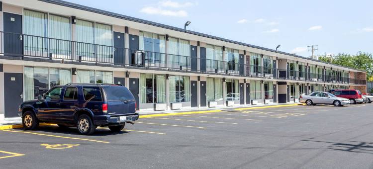 伊康旅馆(Econo Lodge)图片