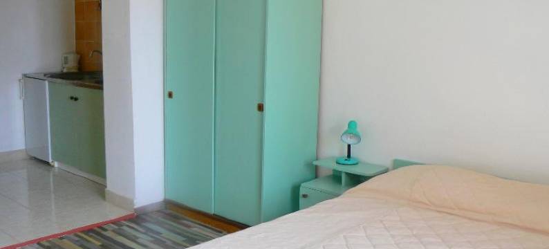 泽瑟维克公寓酒店(Apartments Zecevic)图片