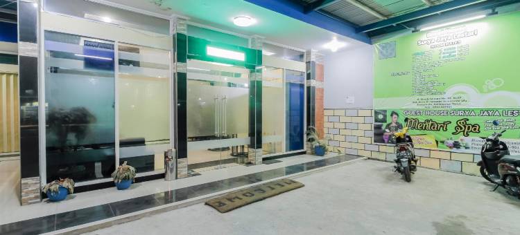 红多兹酒店-近萨玛伦达公园(RedDoorz Near Taman Samarendah)图片