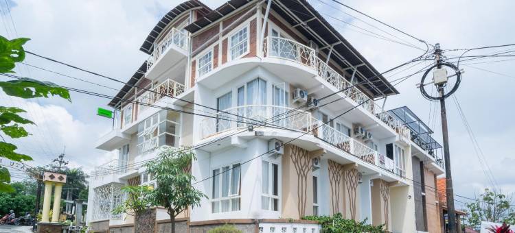 阿宁客栈(Urbanview Hotel Omah Anin Batu by RedDoorz)图片