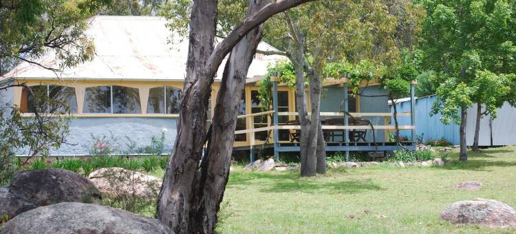 旋转树胶葡萄园度假屋(Twisted Gum Vineyard Cottage)图片